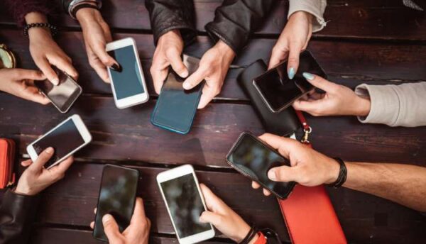 overstimulated-digital-age