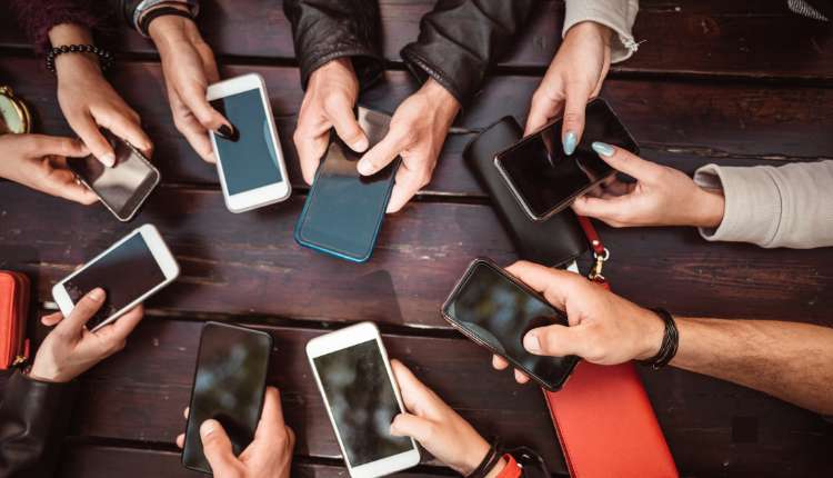 overstimulated-digital-age