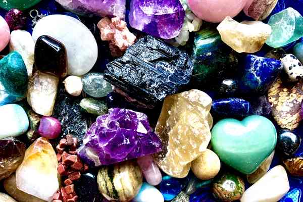 Crystals for Mindfulness Meditation