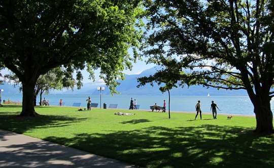 Vevey promenade